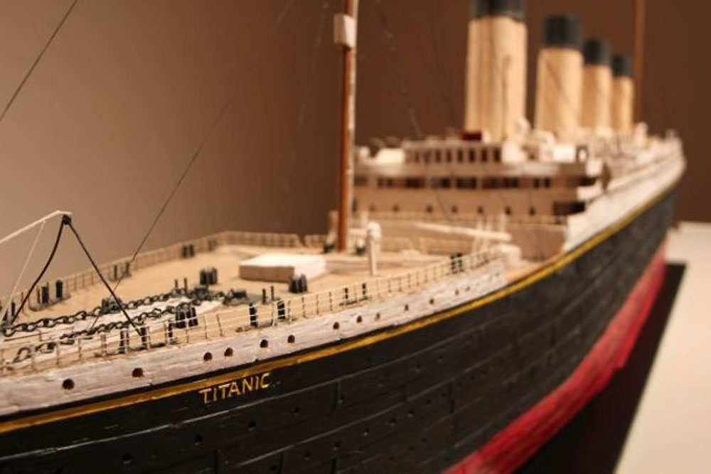 Titanic Miniature-Naples Baker Museum